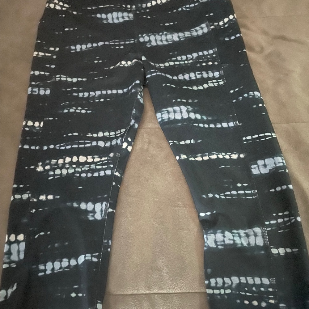 Ankle stretch leggings